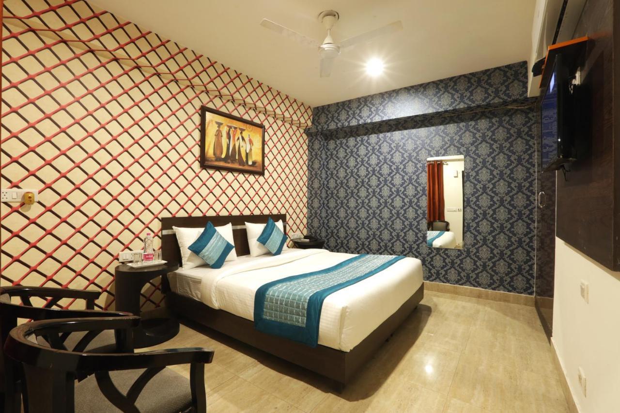 Hotel Square Stay New Delhi Exterior photo